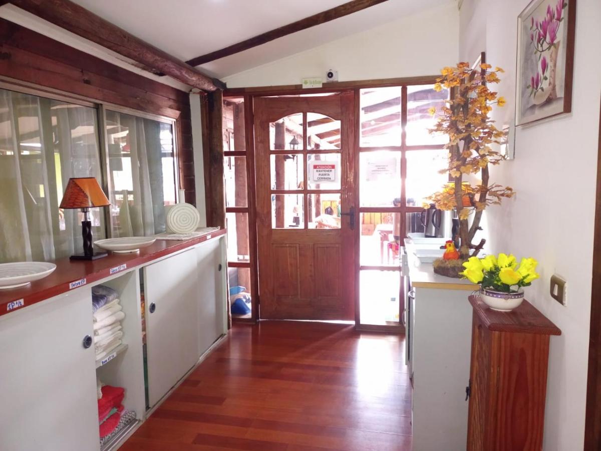 Hostal Valentino Villarrica Bagian luar foto